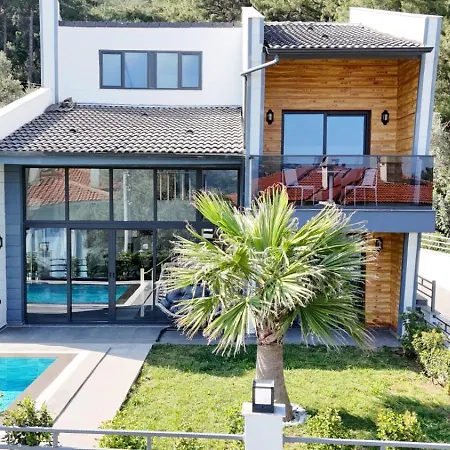 Turuncta Ozel Havuzlu Luks Marin 2 مرمريس