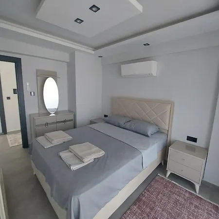 Turuncta Ozel Havuzlu Luks Marin 2 فيلة مرمريس