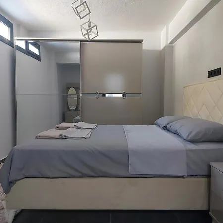 Villa Turuncta Ozel Havuzlu Luks Marin 2