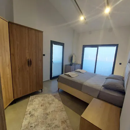 Turuncta Ozel Havuzlu Luks Marin 2 Marmaris