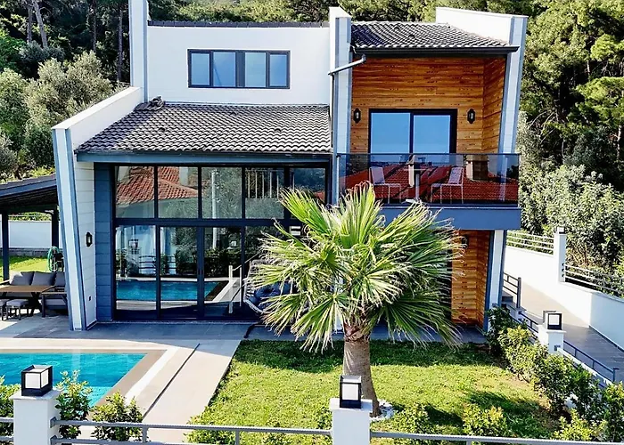 Villa Turuncta Ozel Havuzlu Luks Marin 2