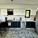 Turuncta Ozel Havuzlu Luks Marin 2 * Marmaris