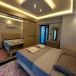 Turuncta Ozel Havuzlu Luks Marin 2 Villa