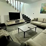 Turuncta Ozel Havuzlu Luks Marin 2