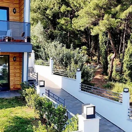 Turuncta Ozel Havuzlu Luks Marin 2 Vila